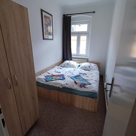 Ap 5 Alice Near Springs - 4 Rooms 카를로비바리 외부 사진